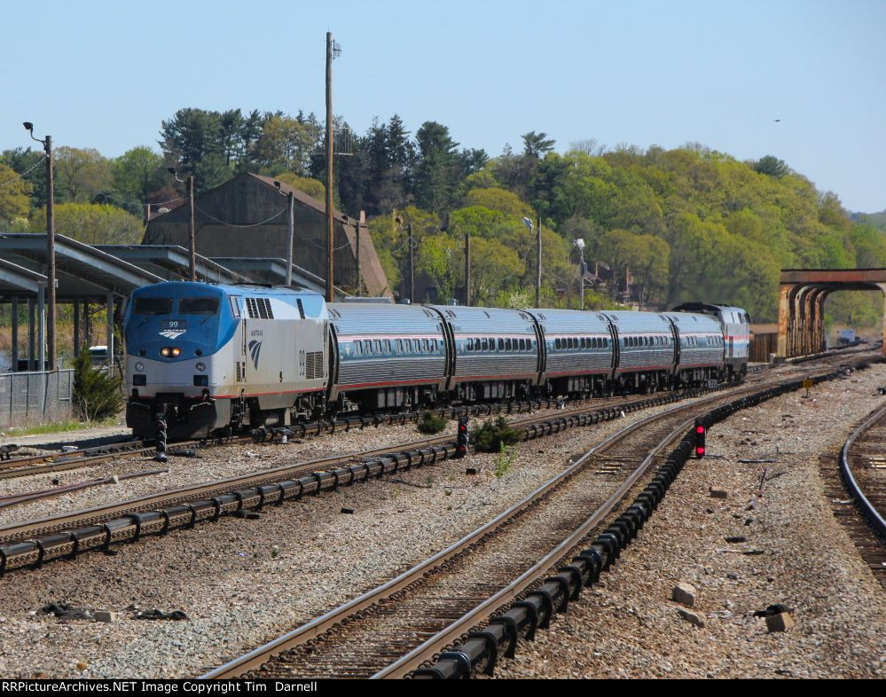 AMTK 99 on train 291